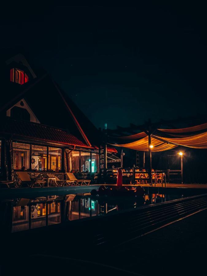 Pensiunea Eden Crisan  Bagian luar foto